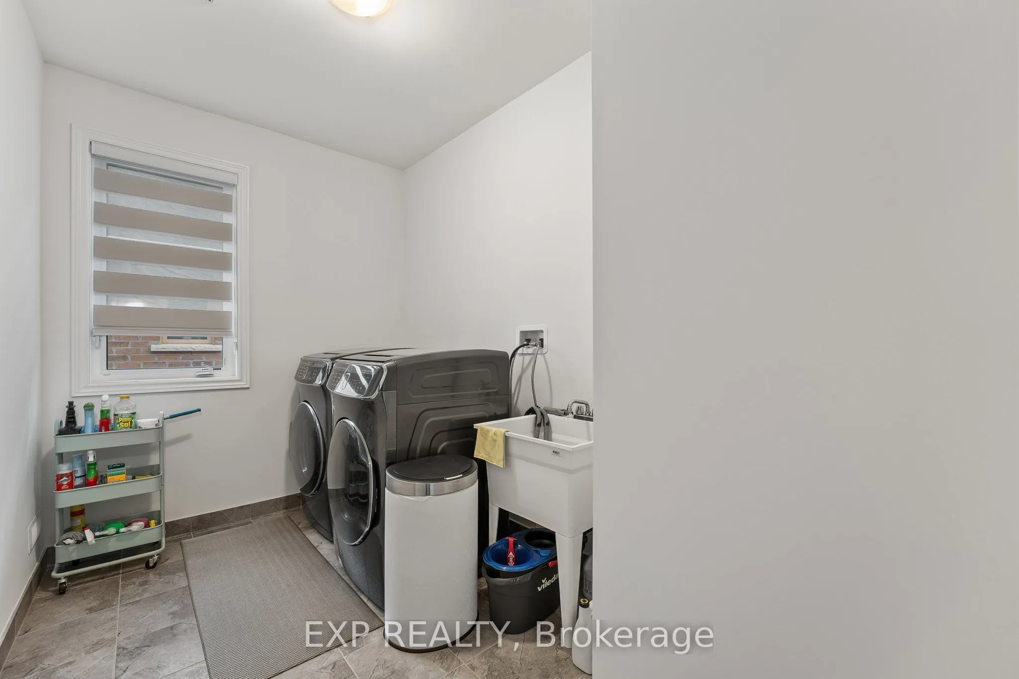 113 Rugman Crescent