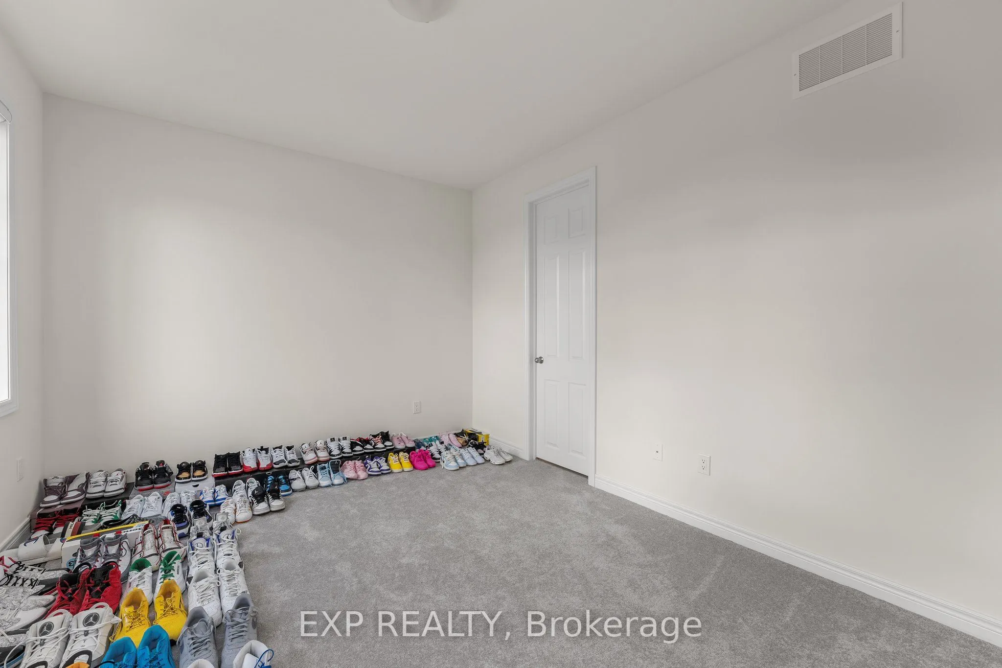 113 Rugman Crescent