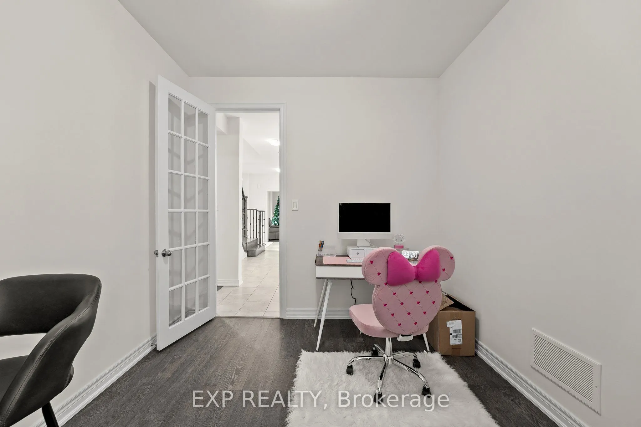 113 Rugman Crescent