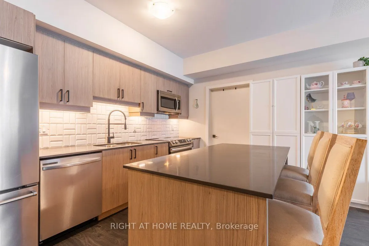 5 Chef Lane #107