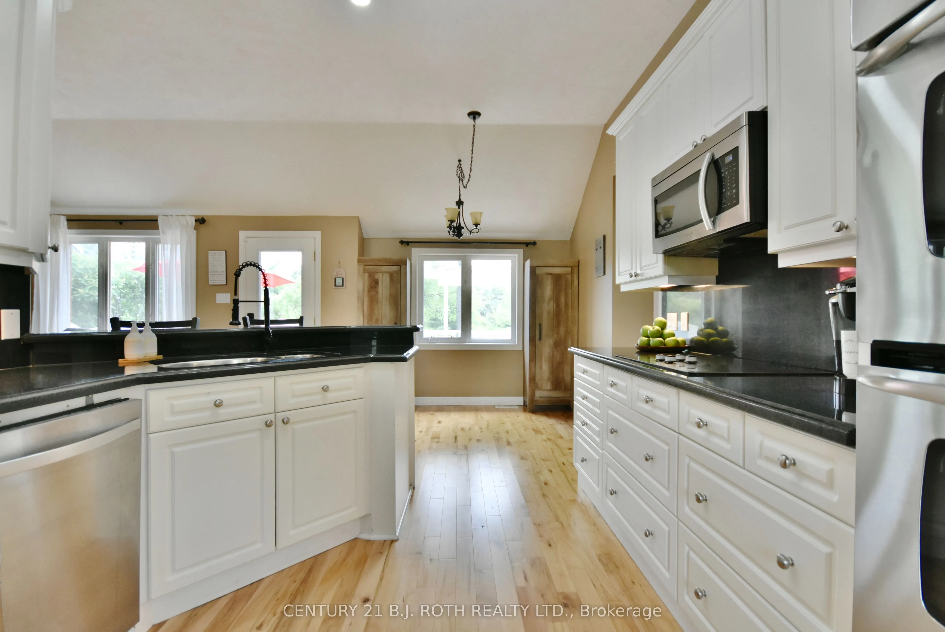 2403 Sunnidale Road