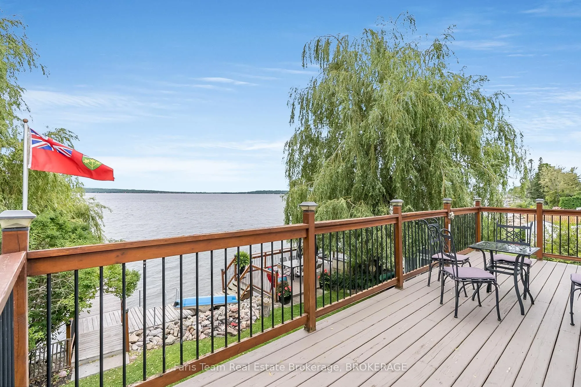 282 Robins Point Road