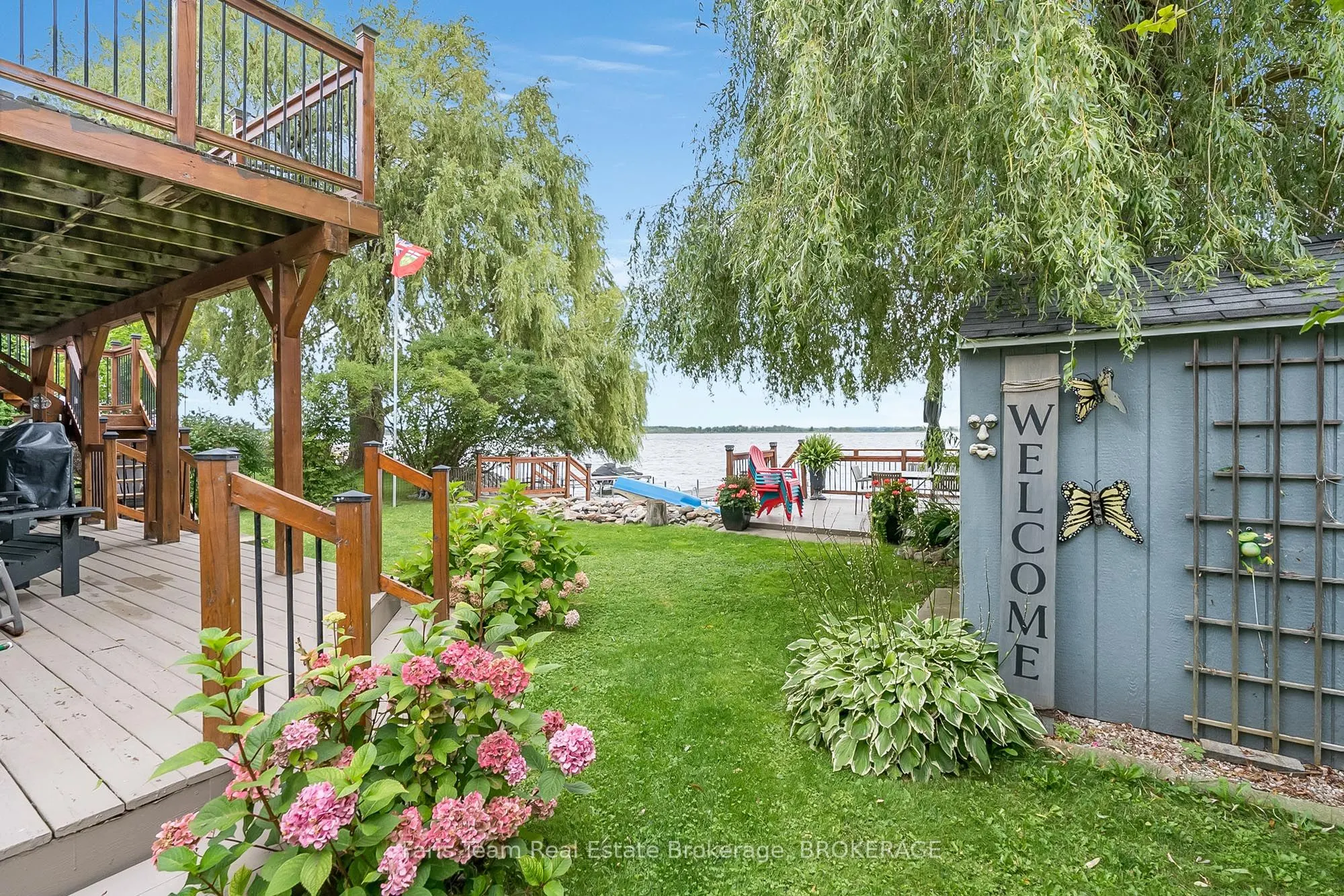 282 Robins Point Road