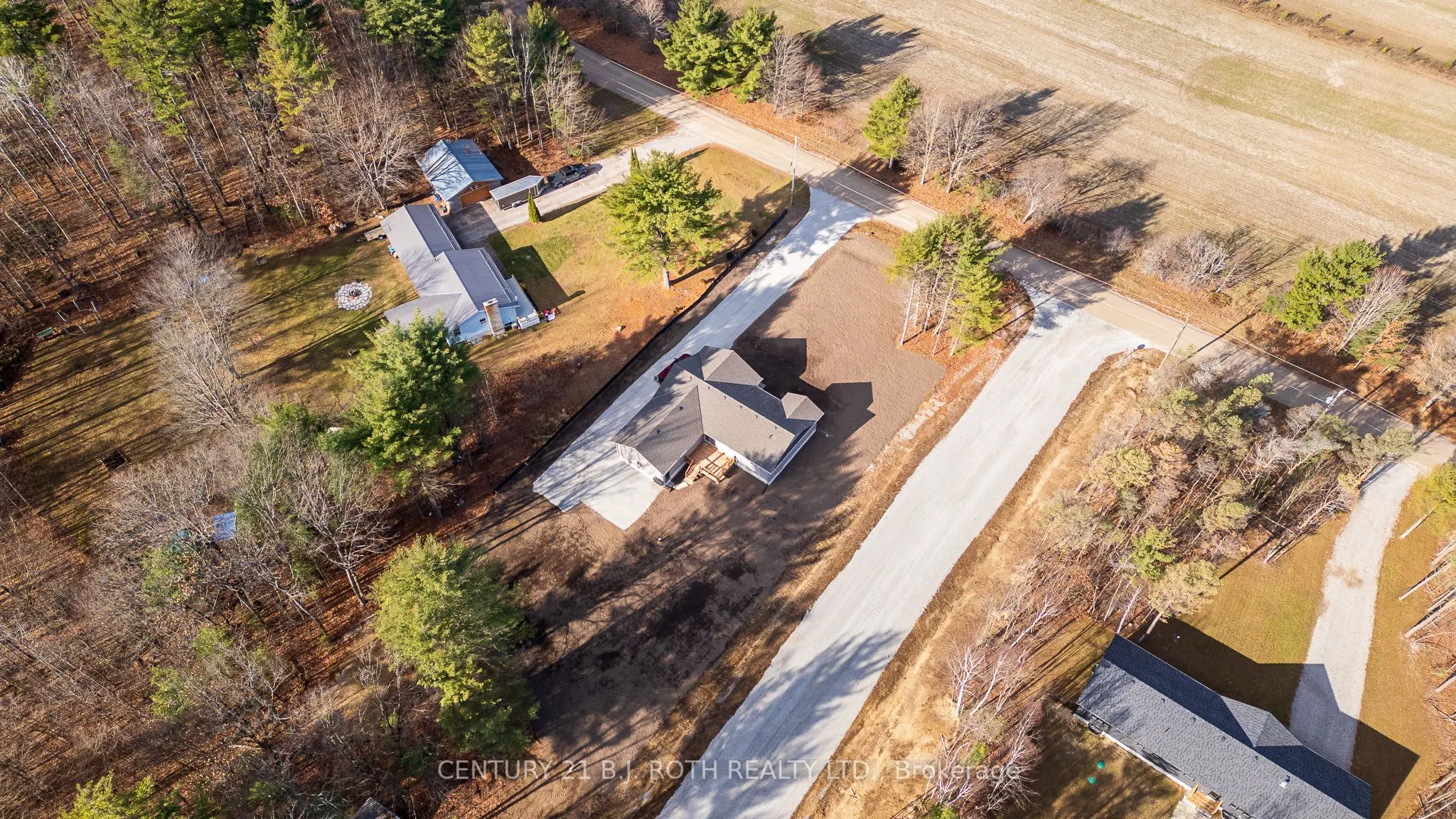 6121 Concession B C Road