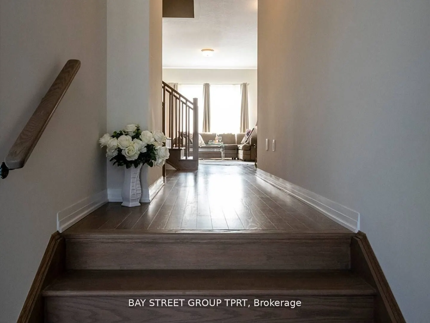 3784 Sunbank Crescent