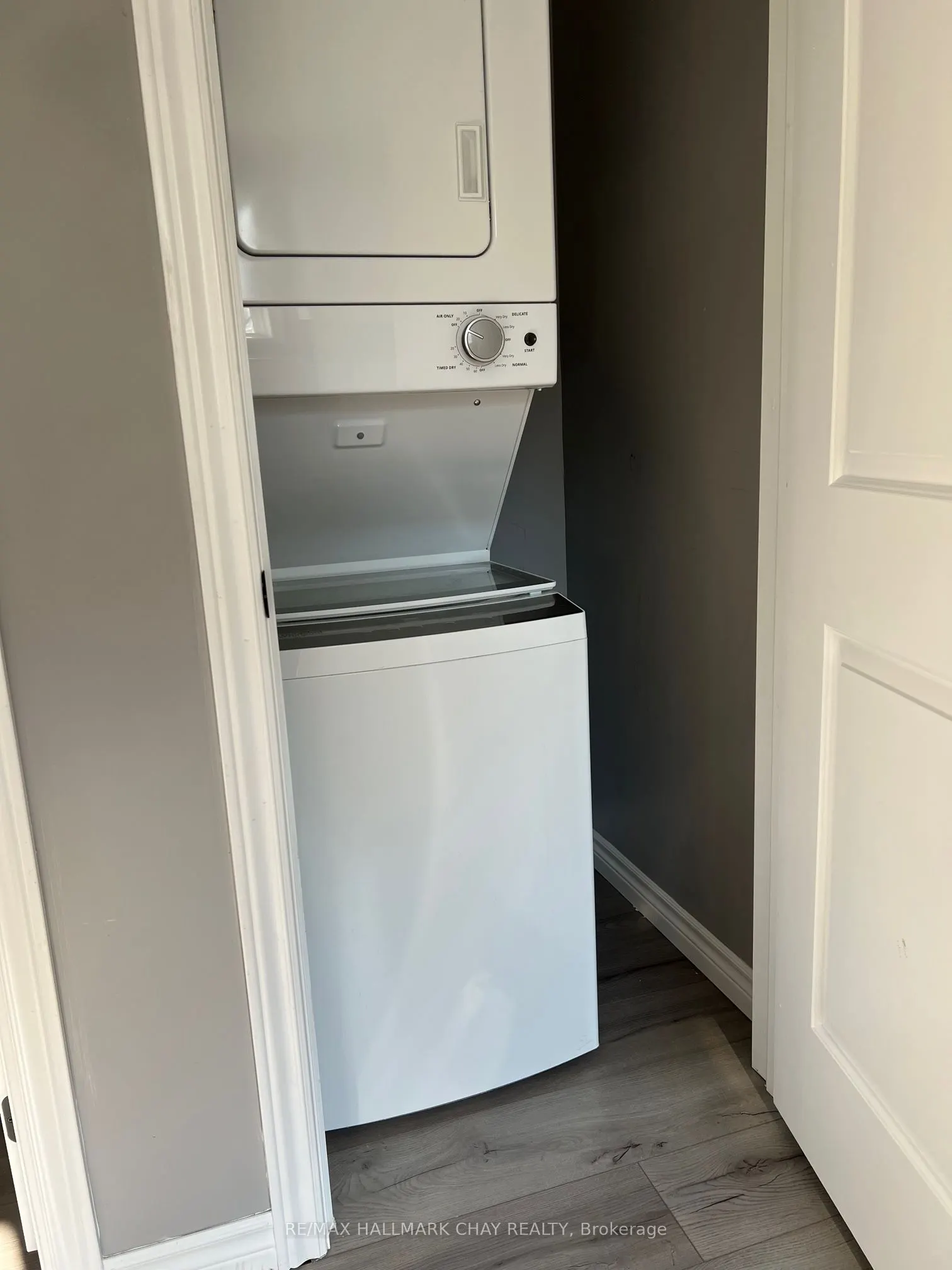 12 Dufferin Street, #1, 2, C