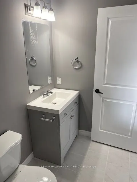 12 Dufferin Street, #1, 2, C