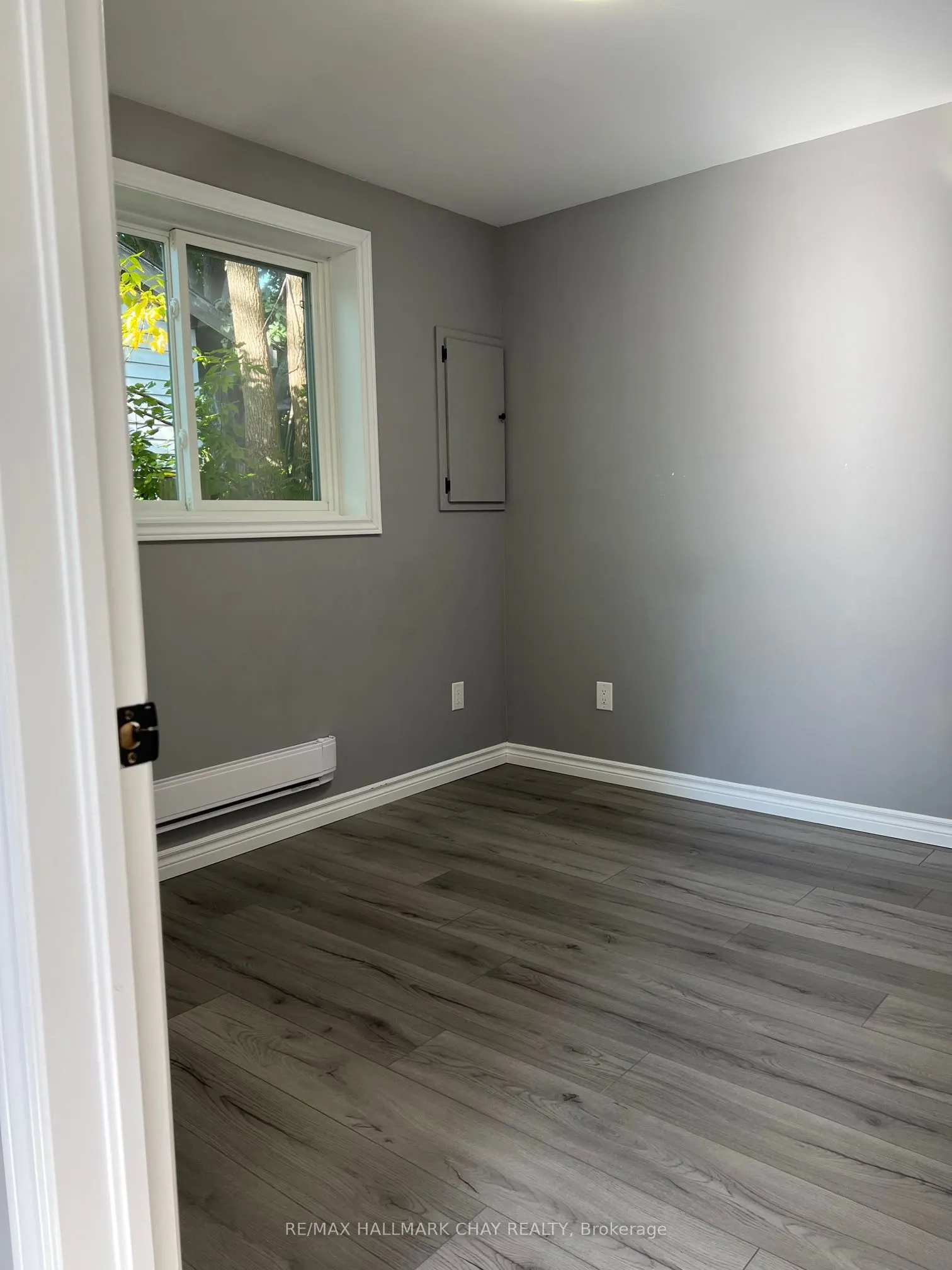 12 Dufferin Street, #1, 2, C