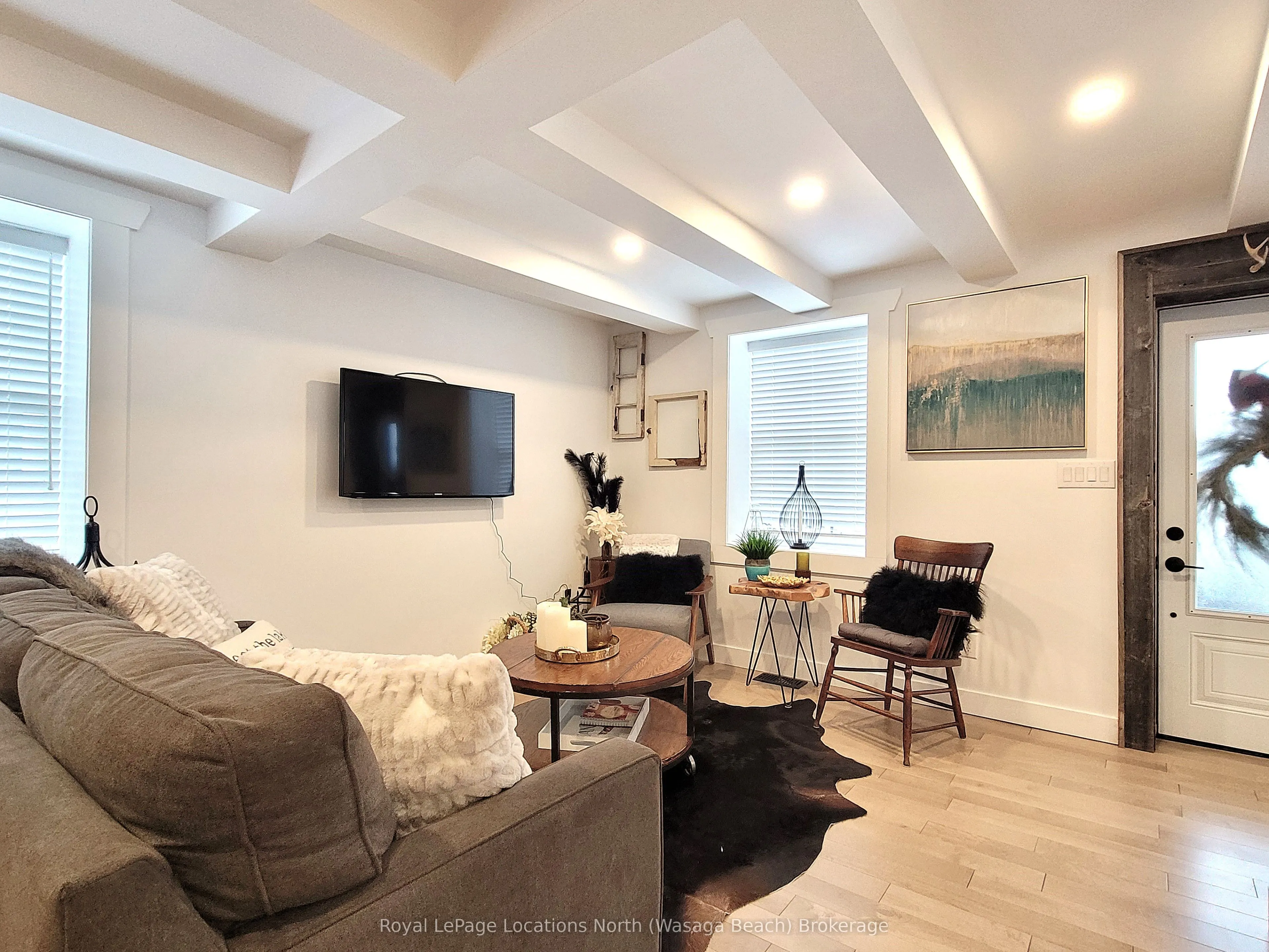 347 Balm Beach Road W