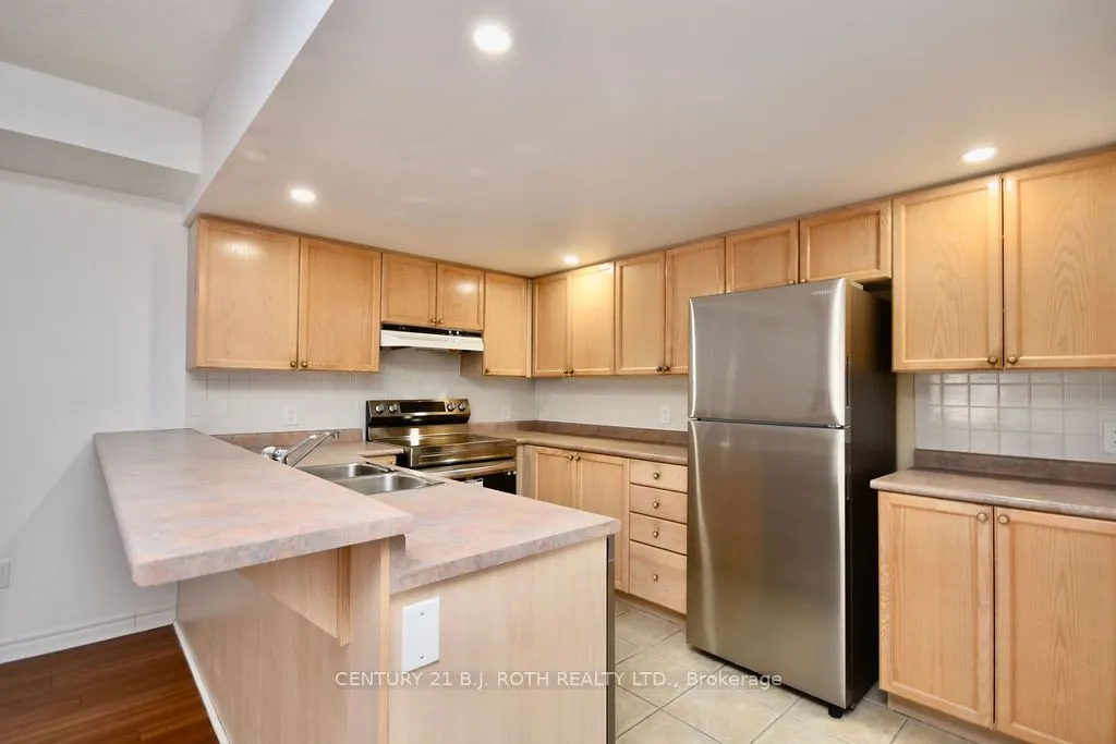 16 Raglan Street, #304