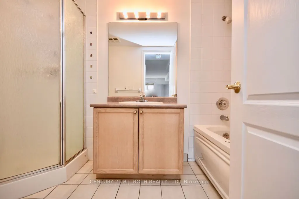 16 Raglan Street, #304