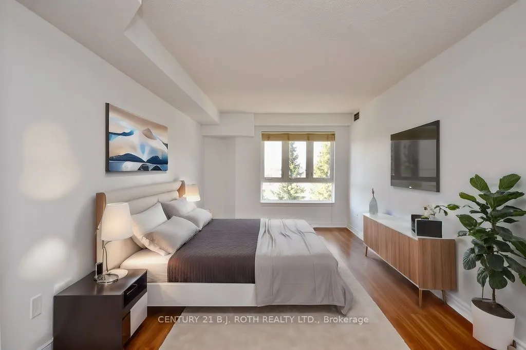 16 Raglan Street, #304