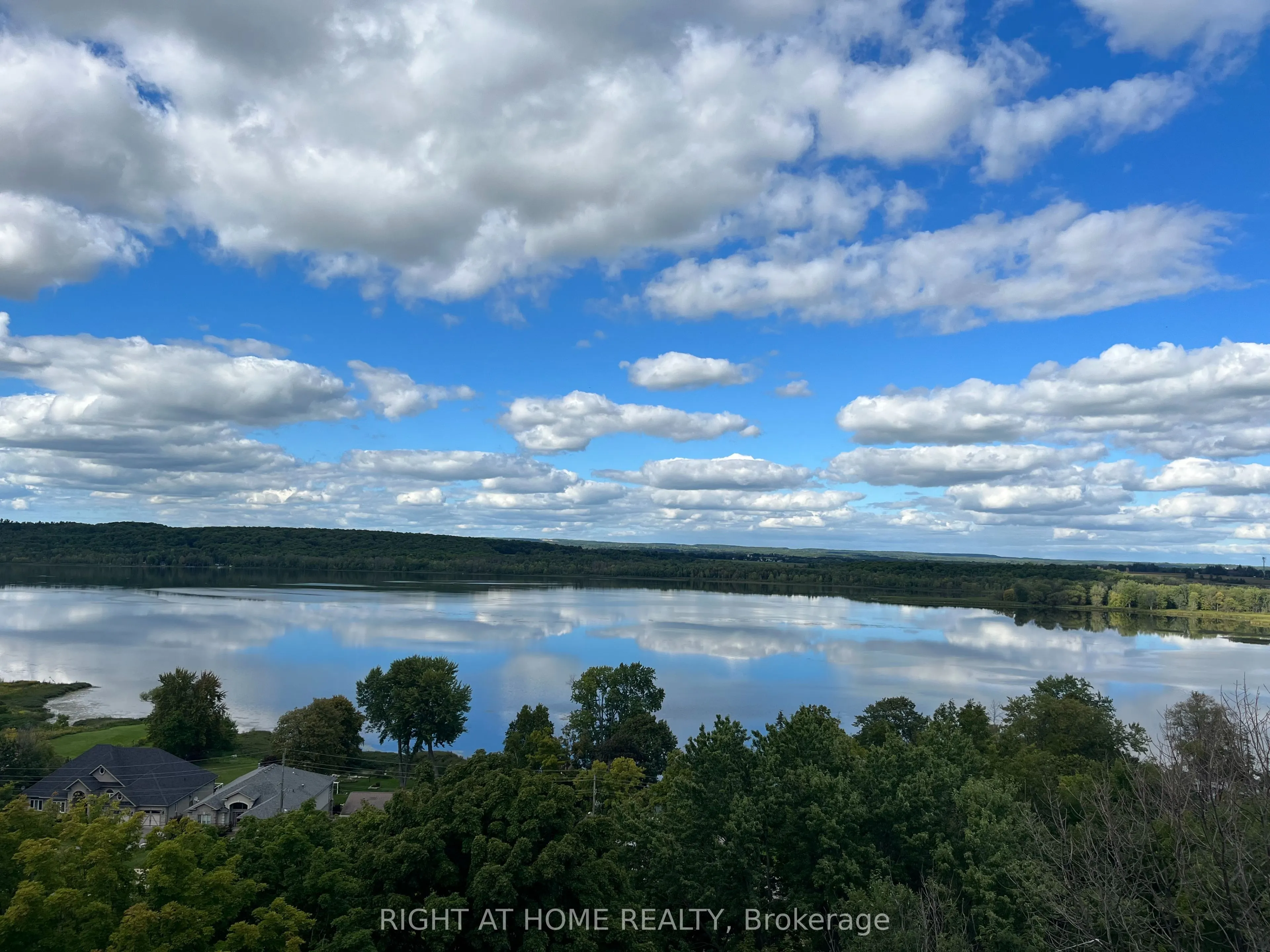 58 Lakeside Terrace, #1006