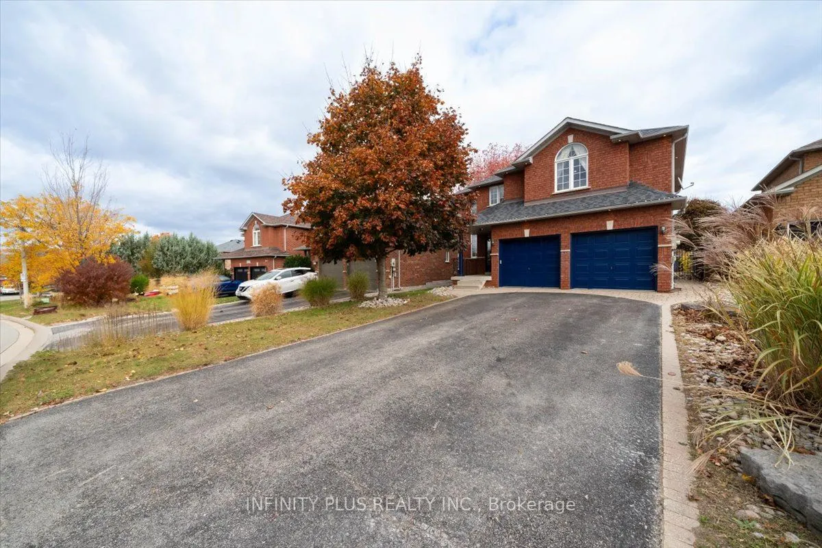 10 Sandalwood Court