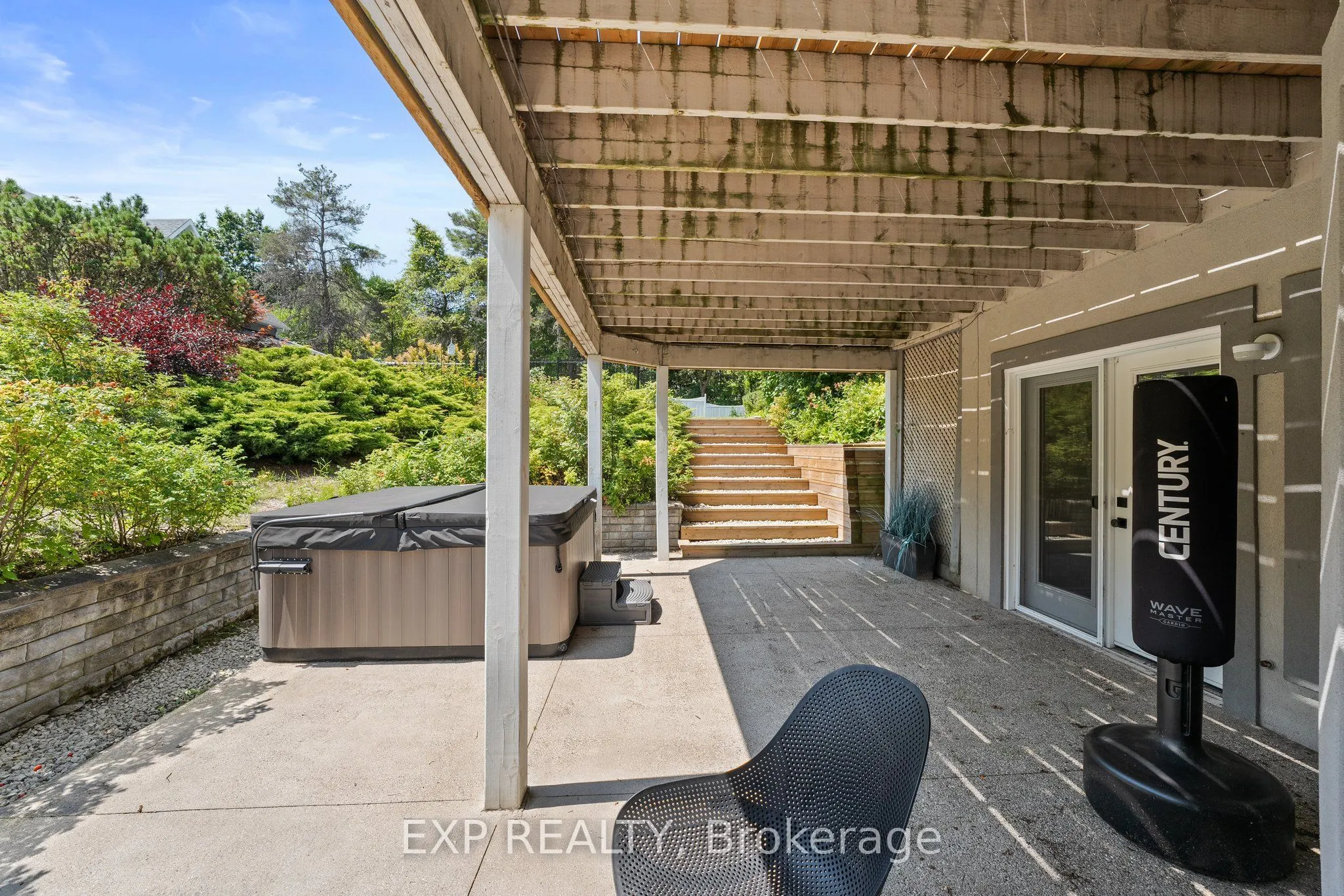7833 Poplar Side Road