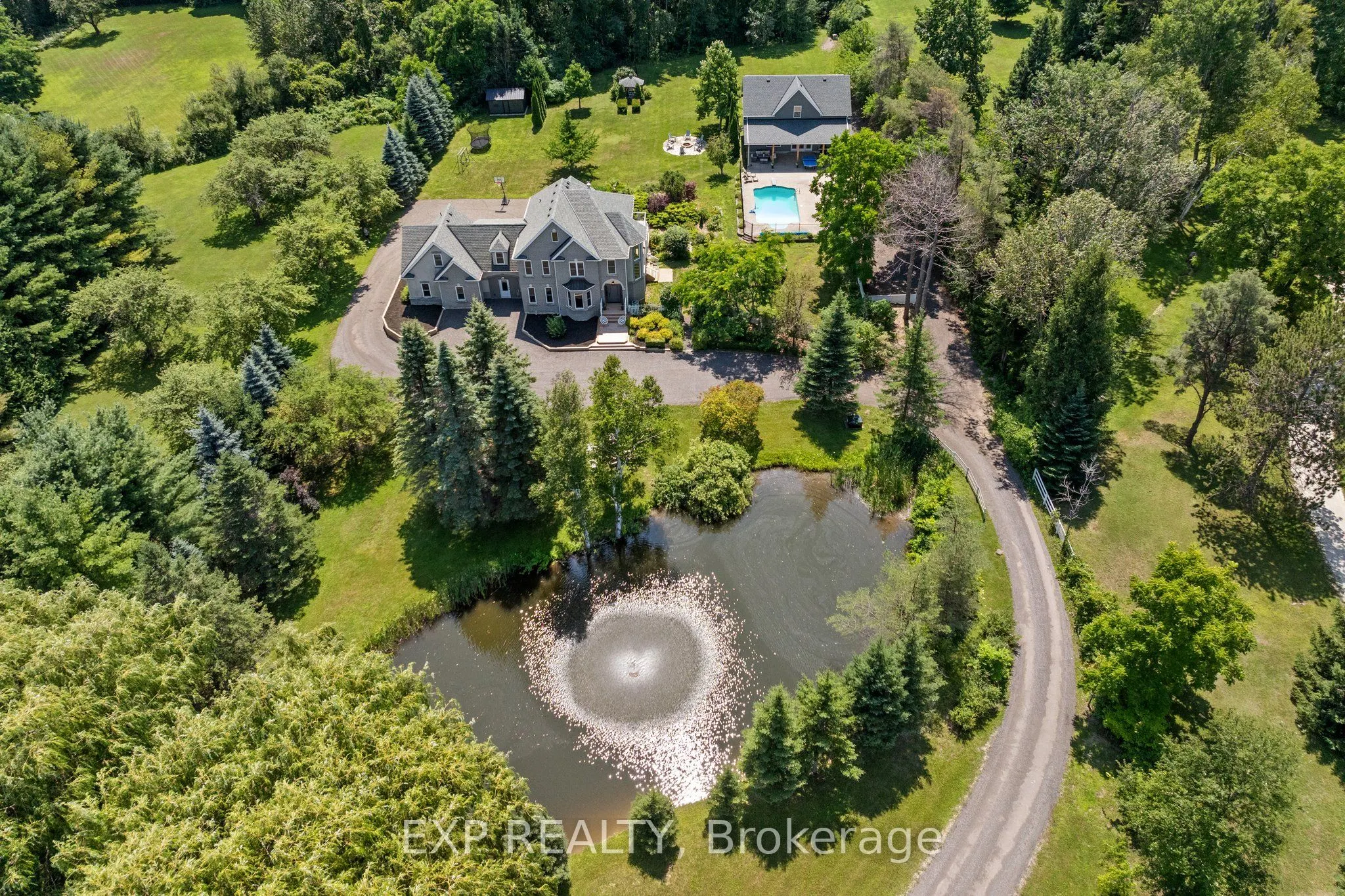 7833 Poplar Side Road