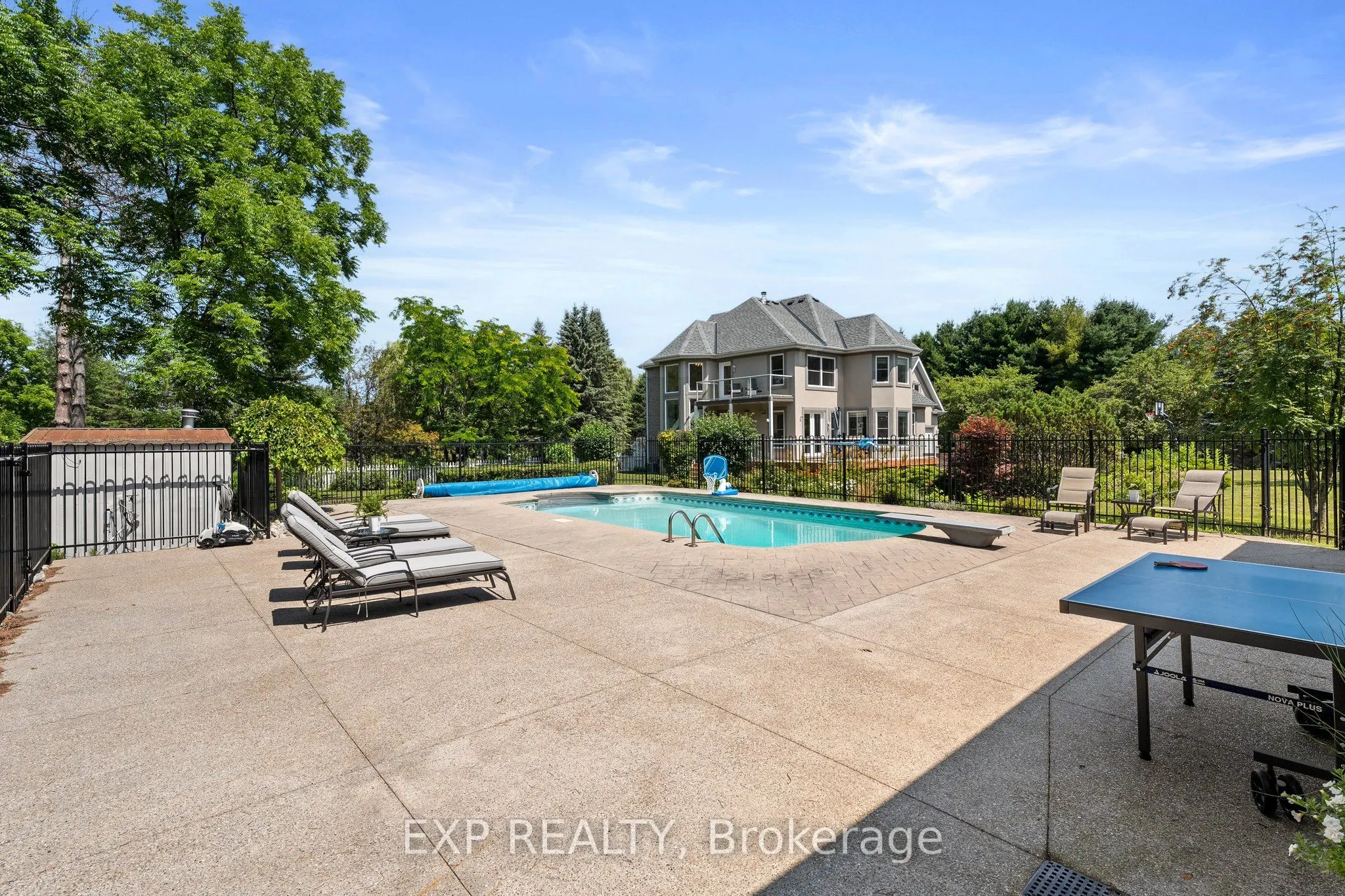 7833 Poplar Side Road