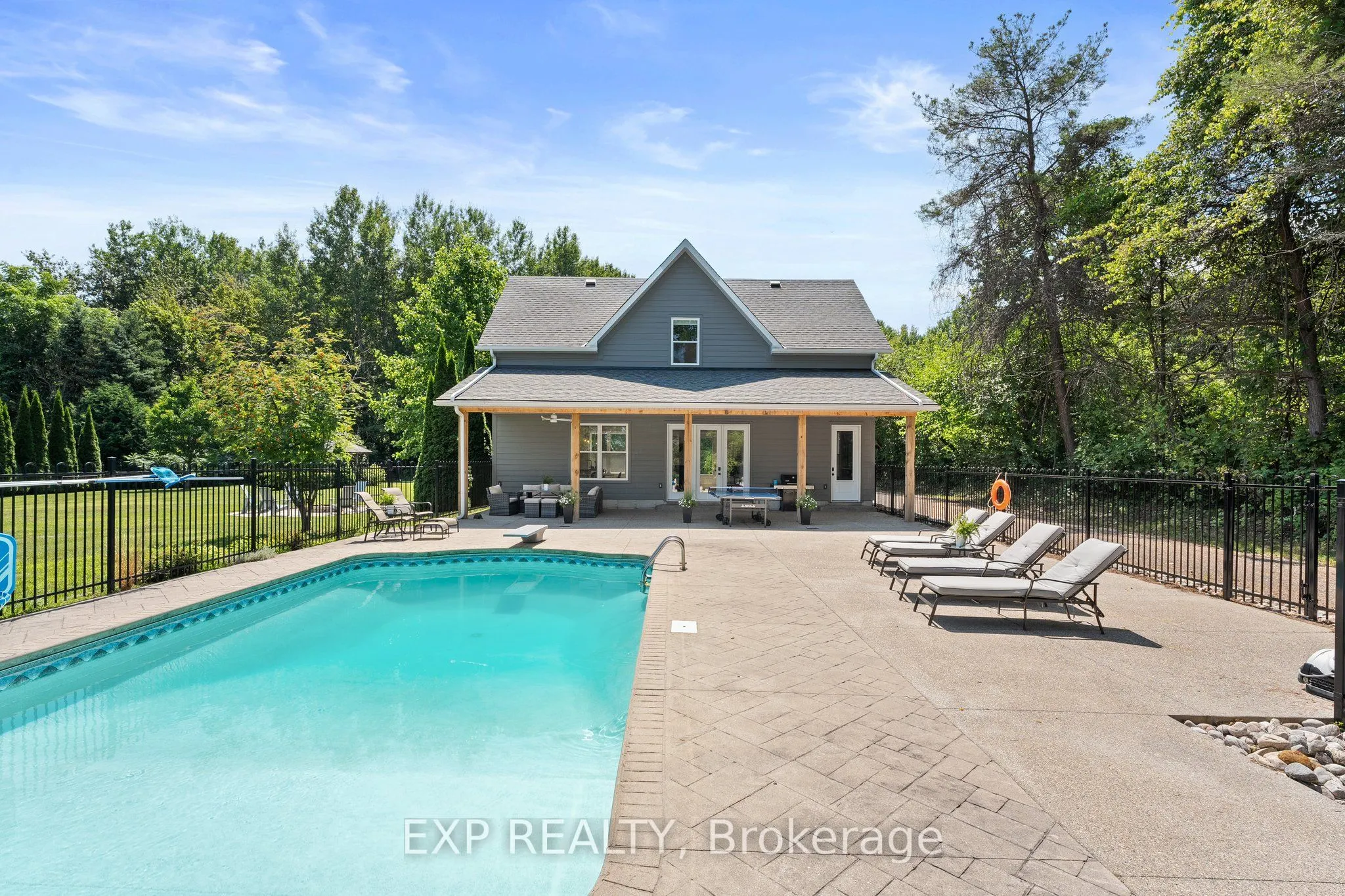 7833 Poplar Side Road