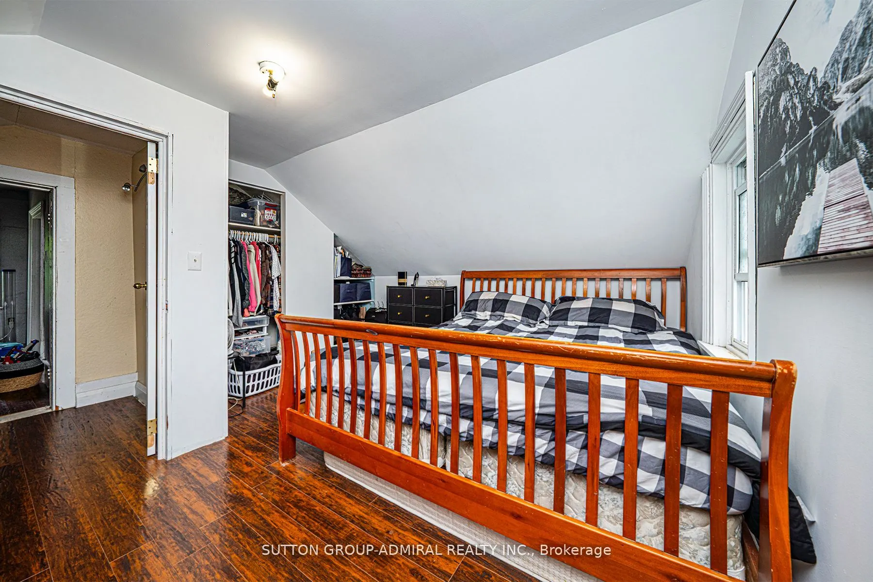 1662 Penley Road