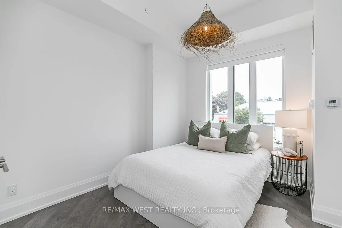 1 Hume Street, #212