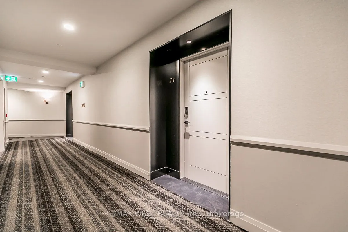 1 Hume Street, #212