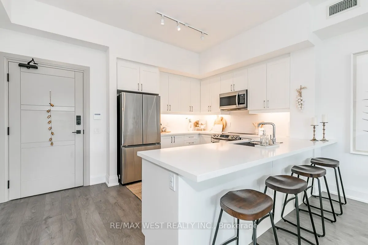 1 Hume Street, #212