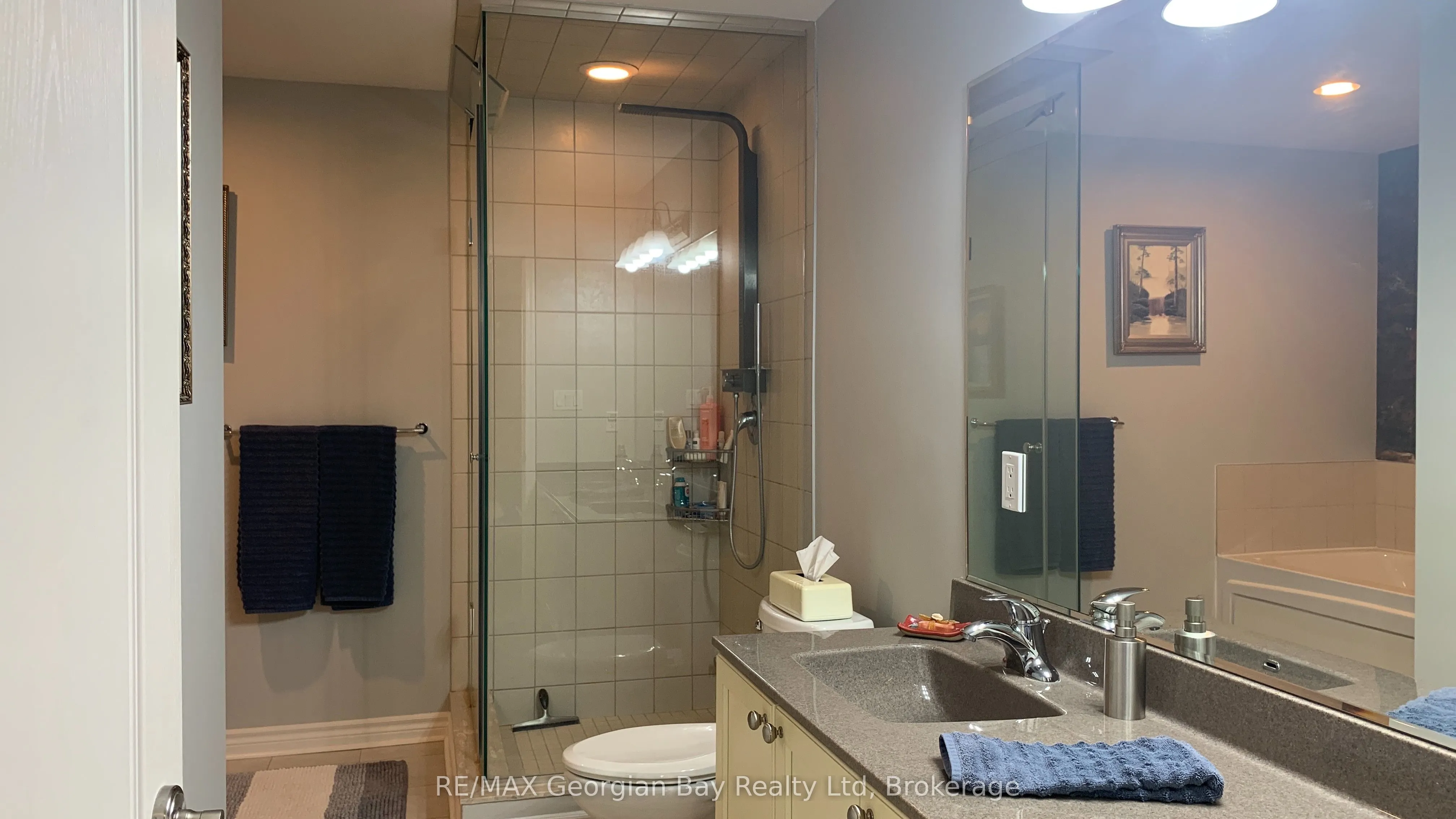 699 ABERDEEN Boulevard, #403