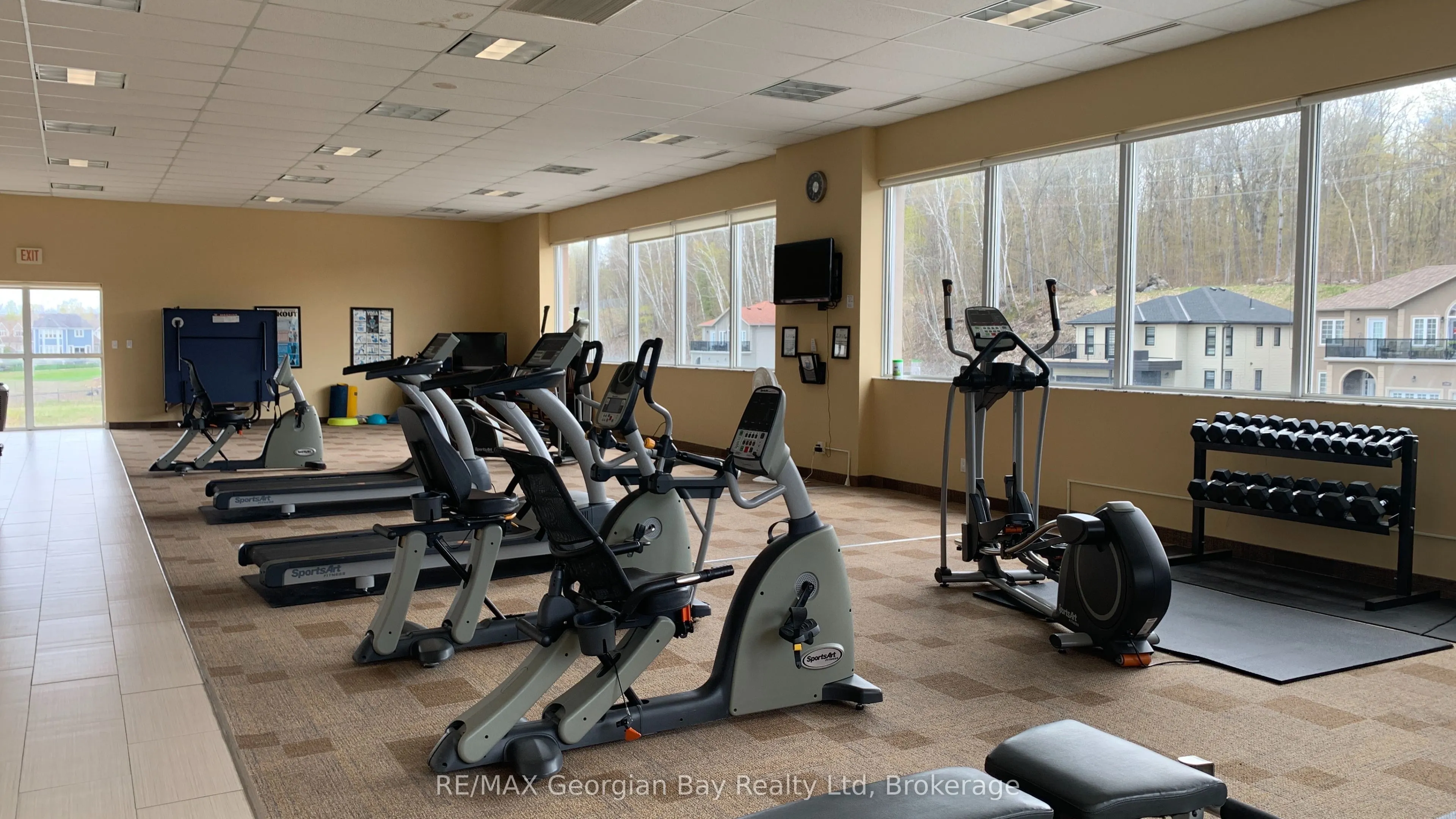 699 ABERDEEN Boulevard, #403