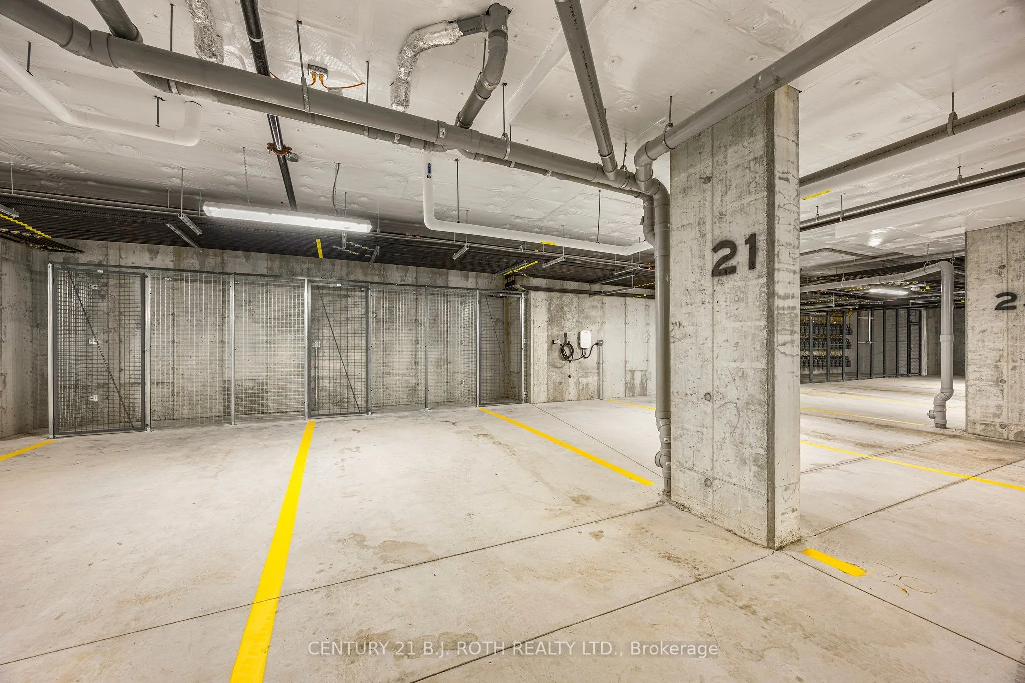 15 kneeshaw Drive, #613