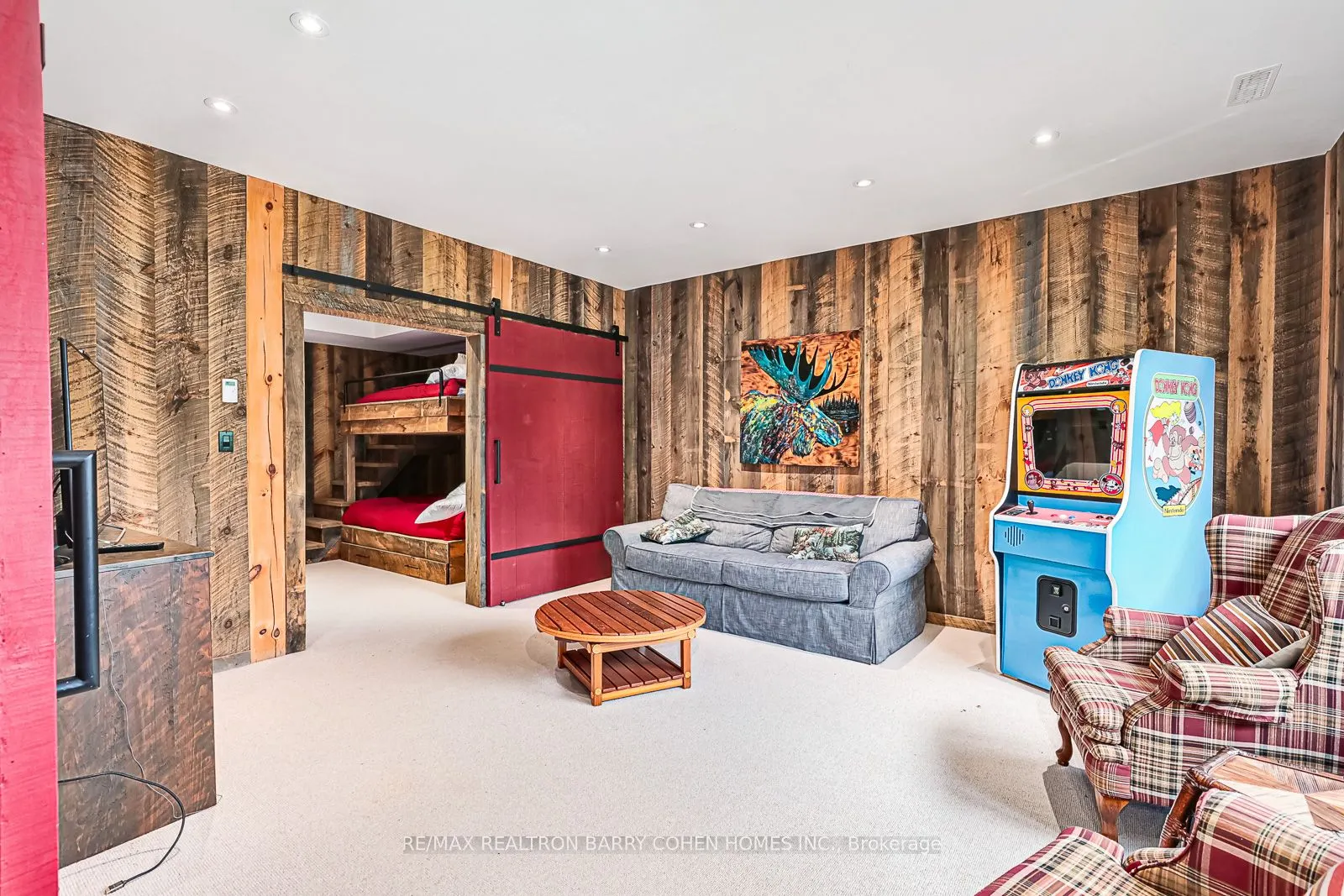 8429 Poplar Side Road