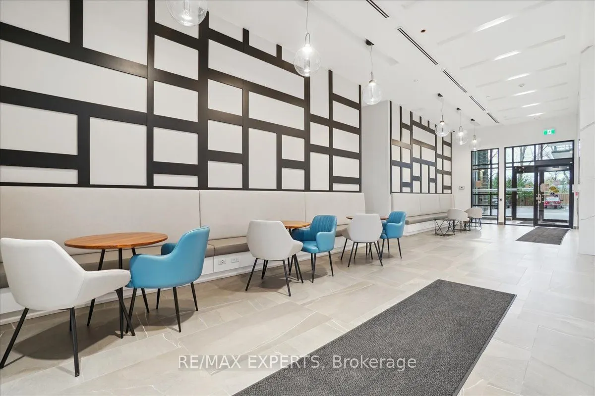 681 Yonge Street, #209