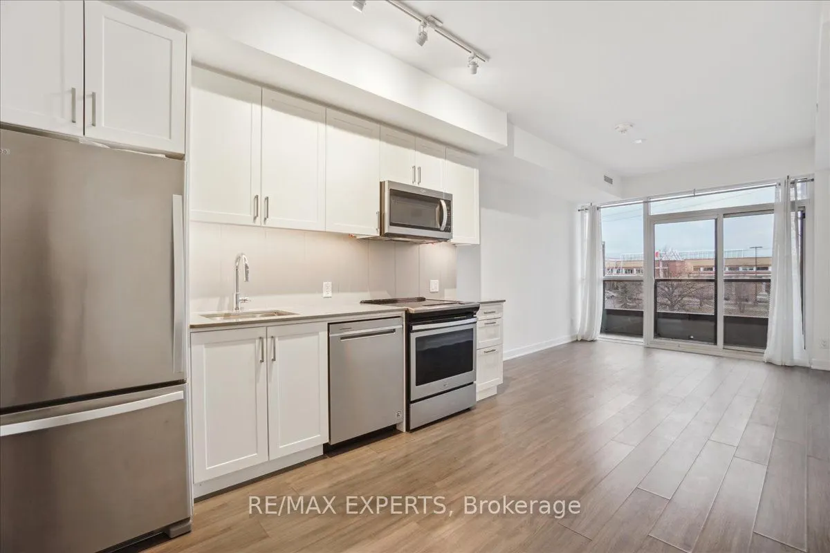 681 Yonge Street, #209