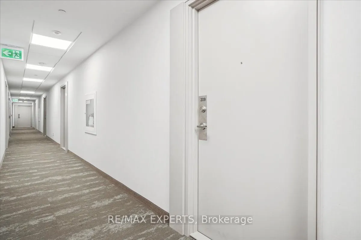 681 Yonge Street, #209