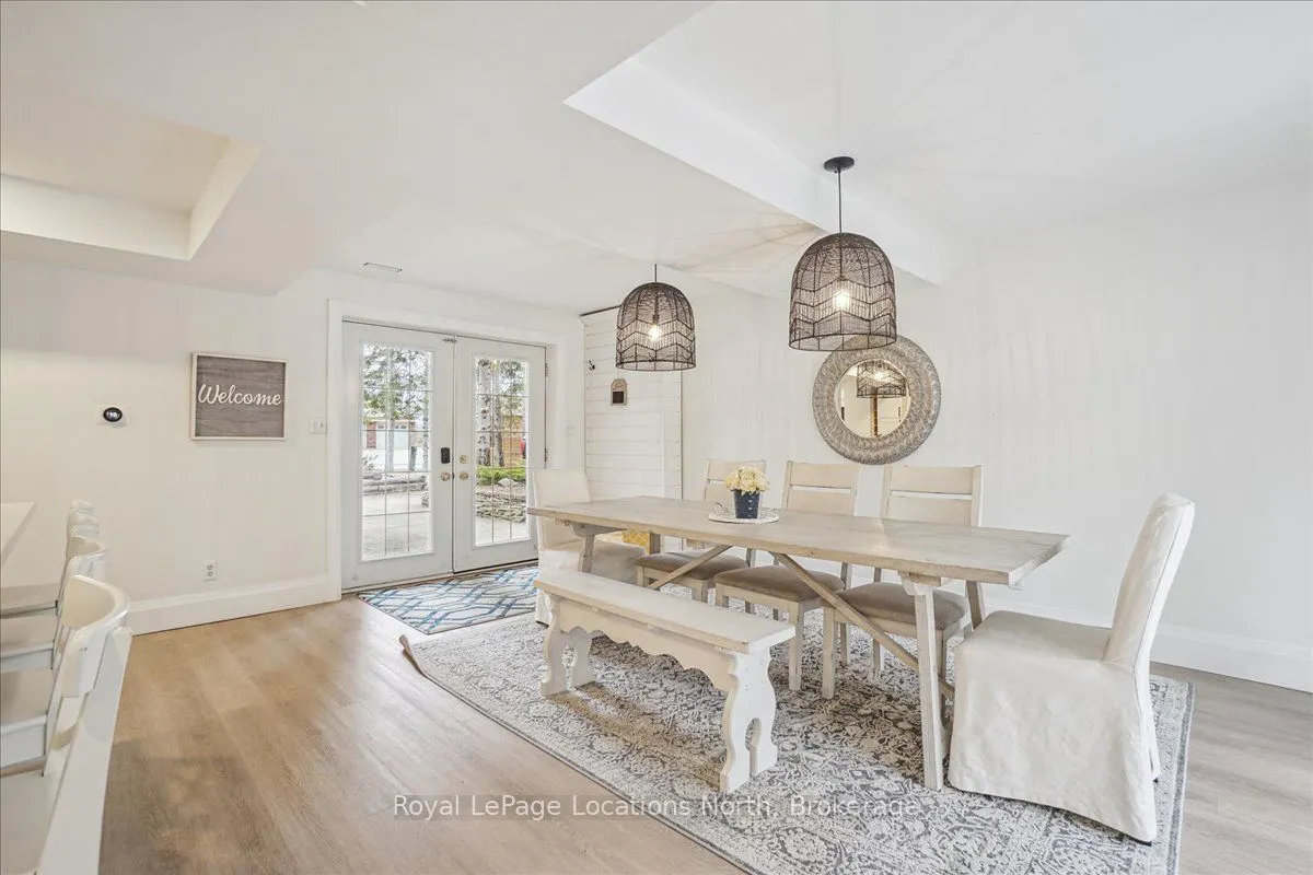 64 48th Street N