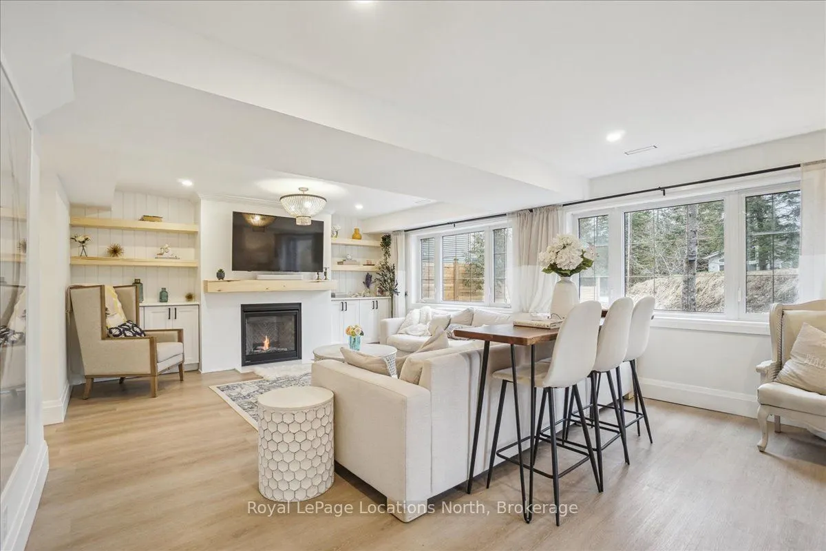 64 48th Street N