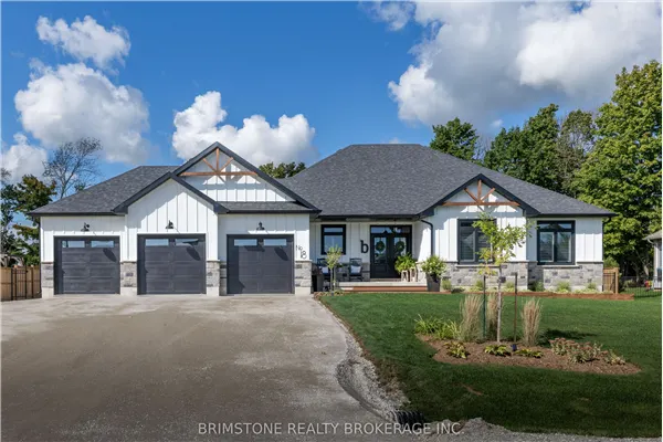 18 Cheslock Crescent