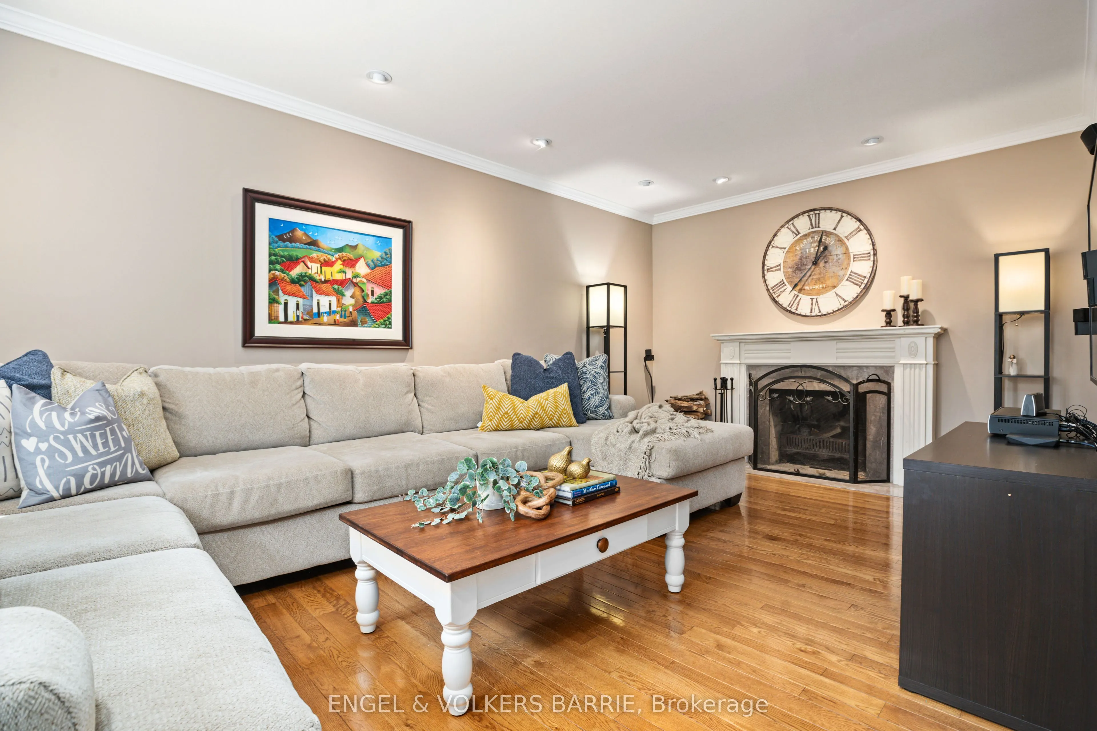 19 Grand Forest Drive