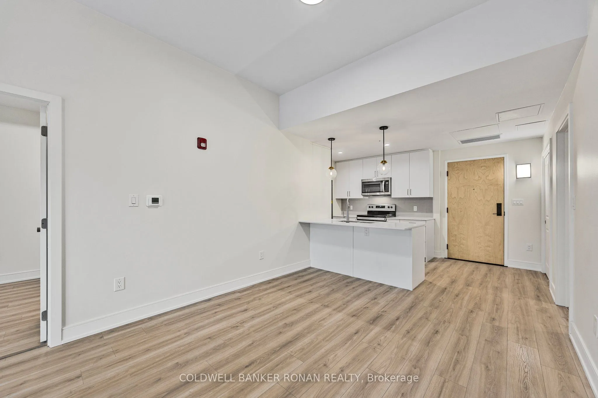121 Mary Street, #316