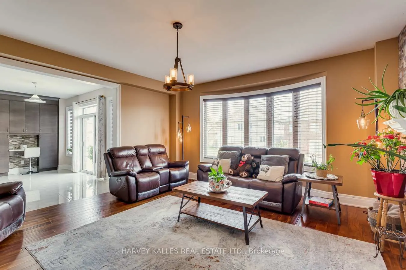 61 Mcisaac Drive