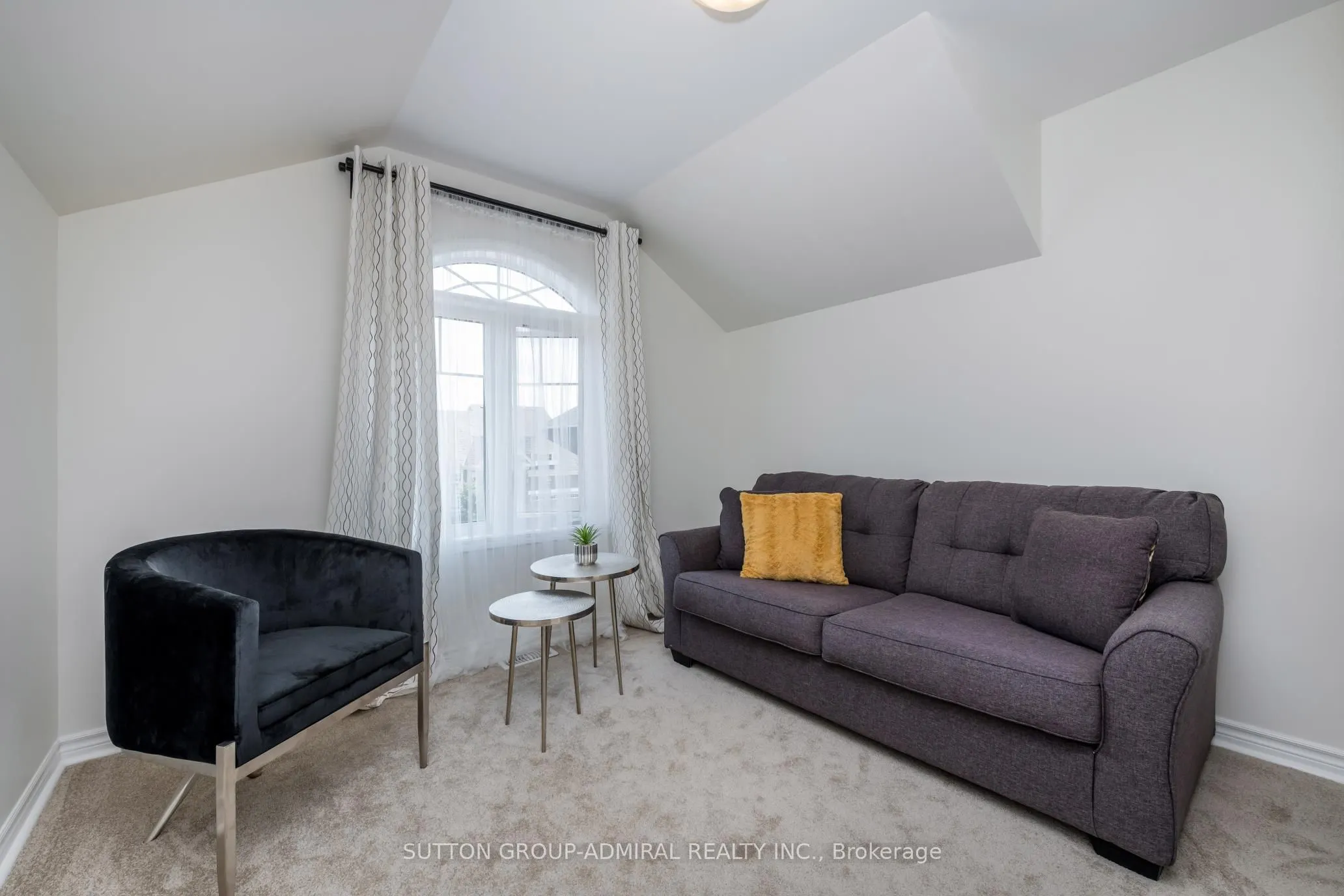 19 Bobolink Drive