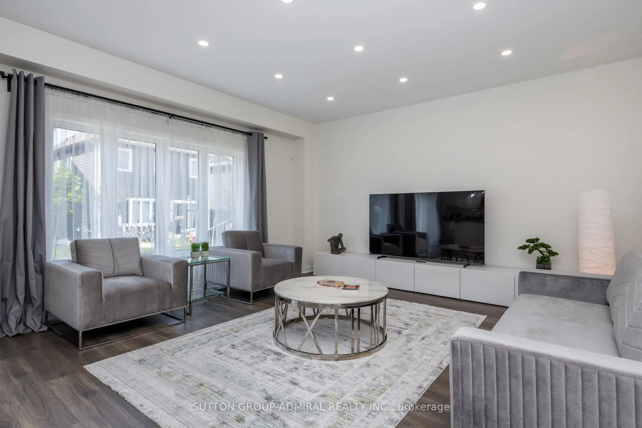 19 Bobolink Drive