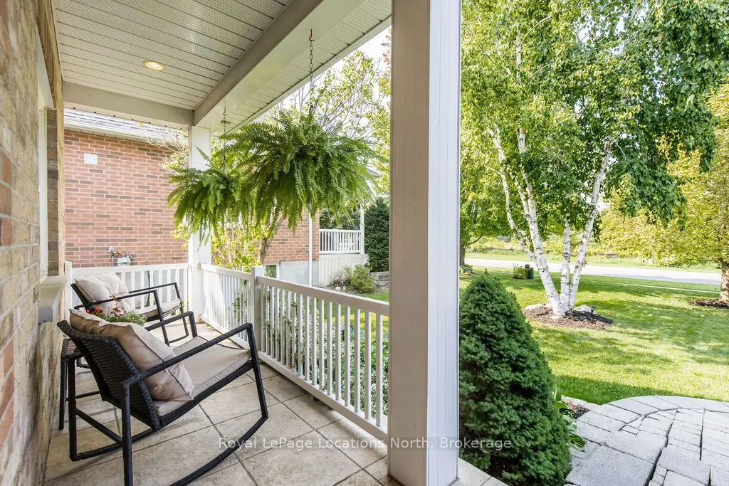 75 EDWARD Street E