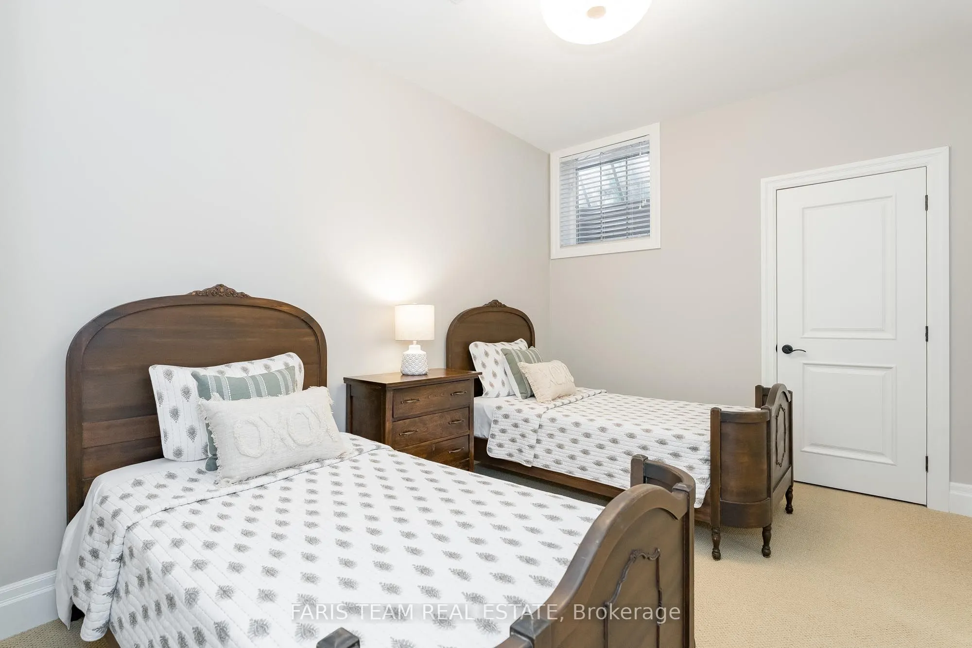 14 Lloyd Cook Drive W