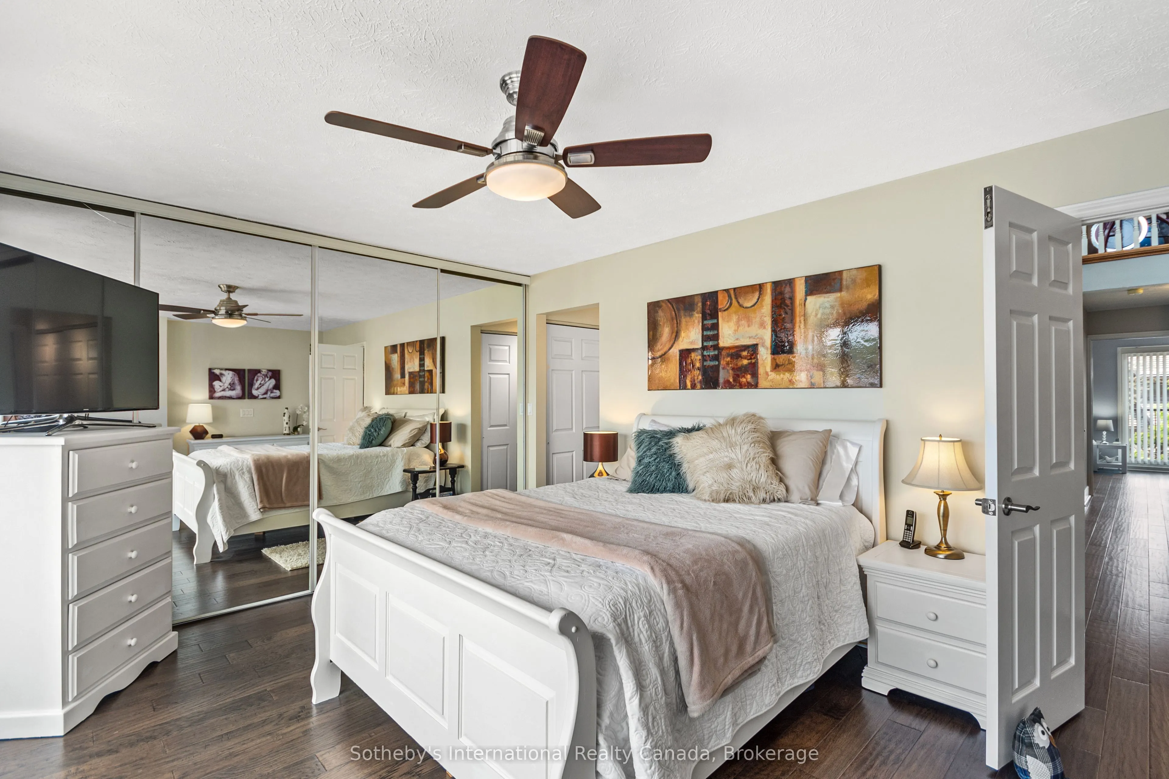 8 Beck Boulevard, #10