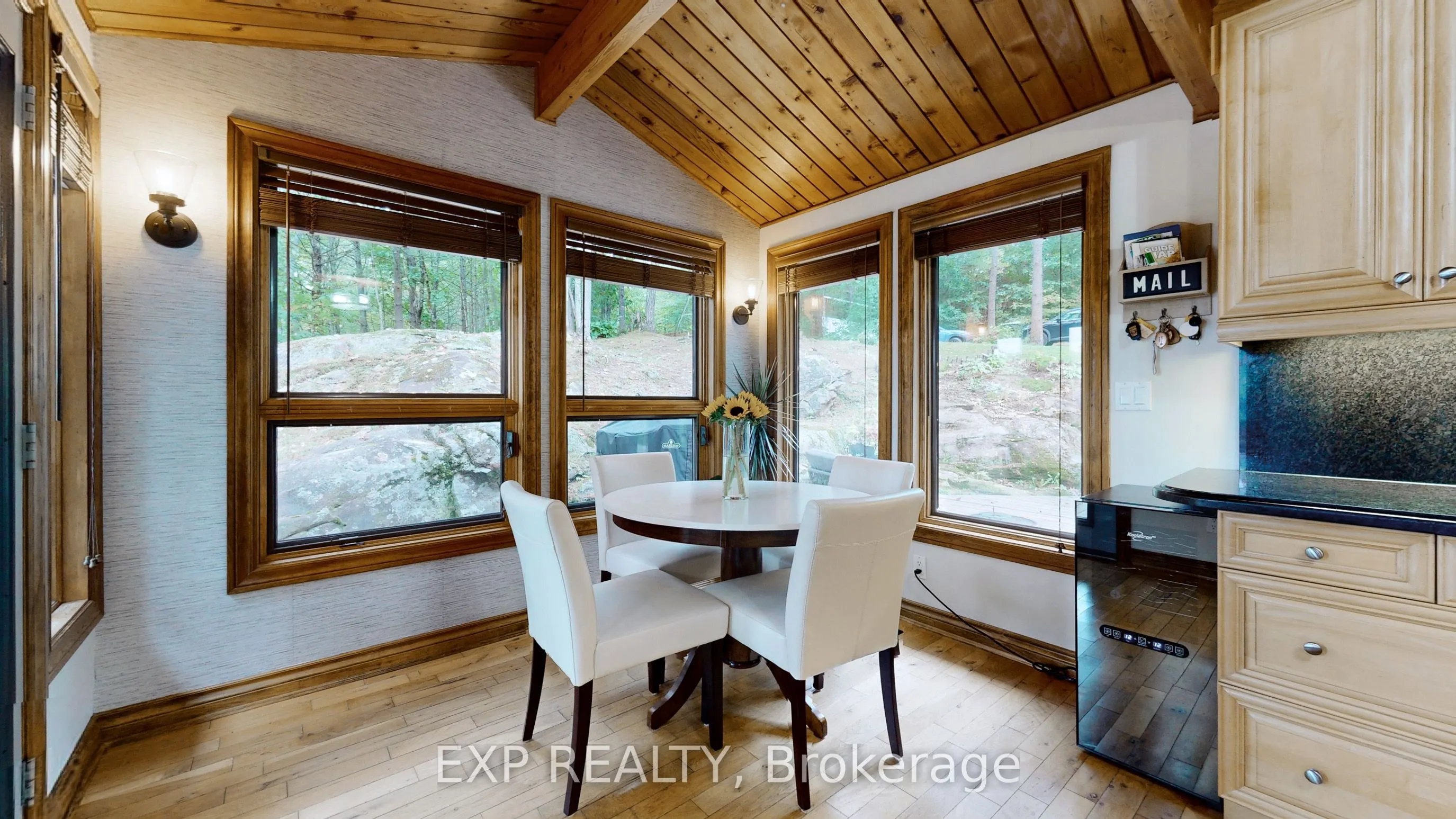 3413 FLAT RAPIDS Lane