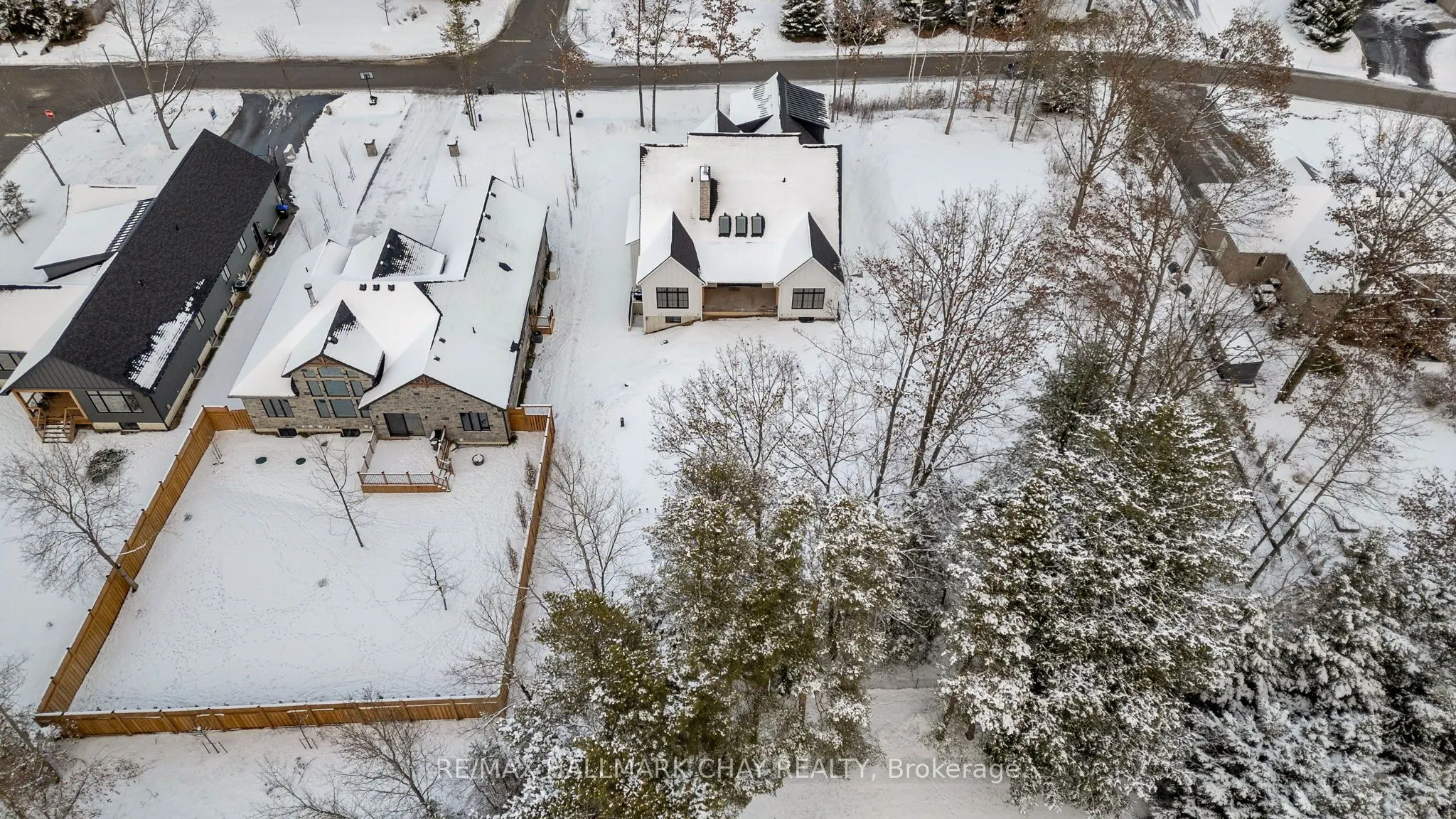 25 Heatherwood Drive