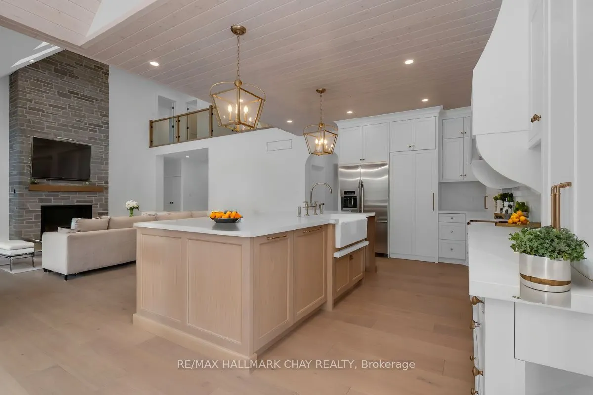 25 Heatherwood Drive