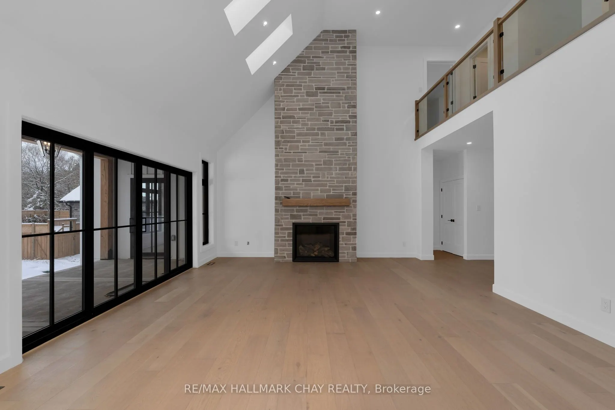 25 Heatherwood Drive