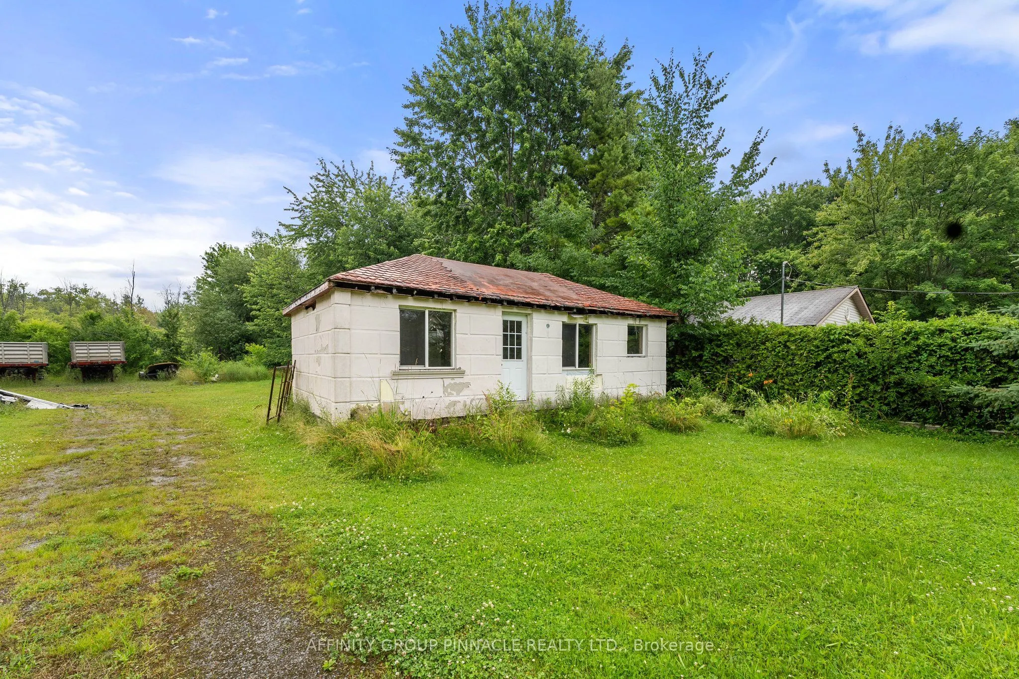 2559 Lakeshore Drive, #2 & 3