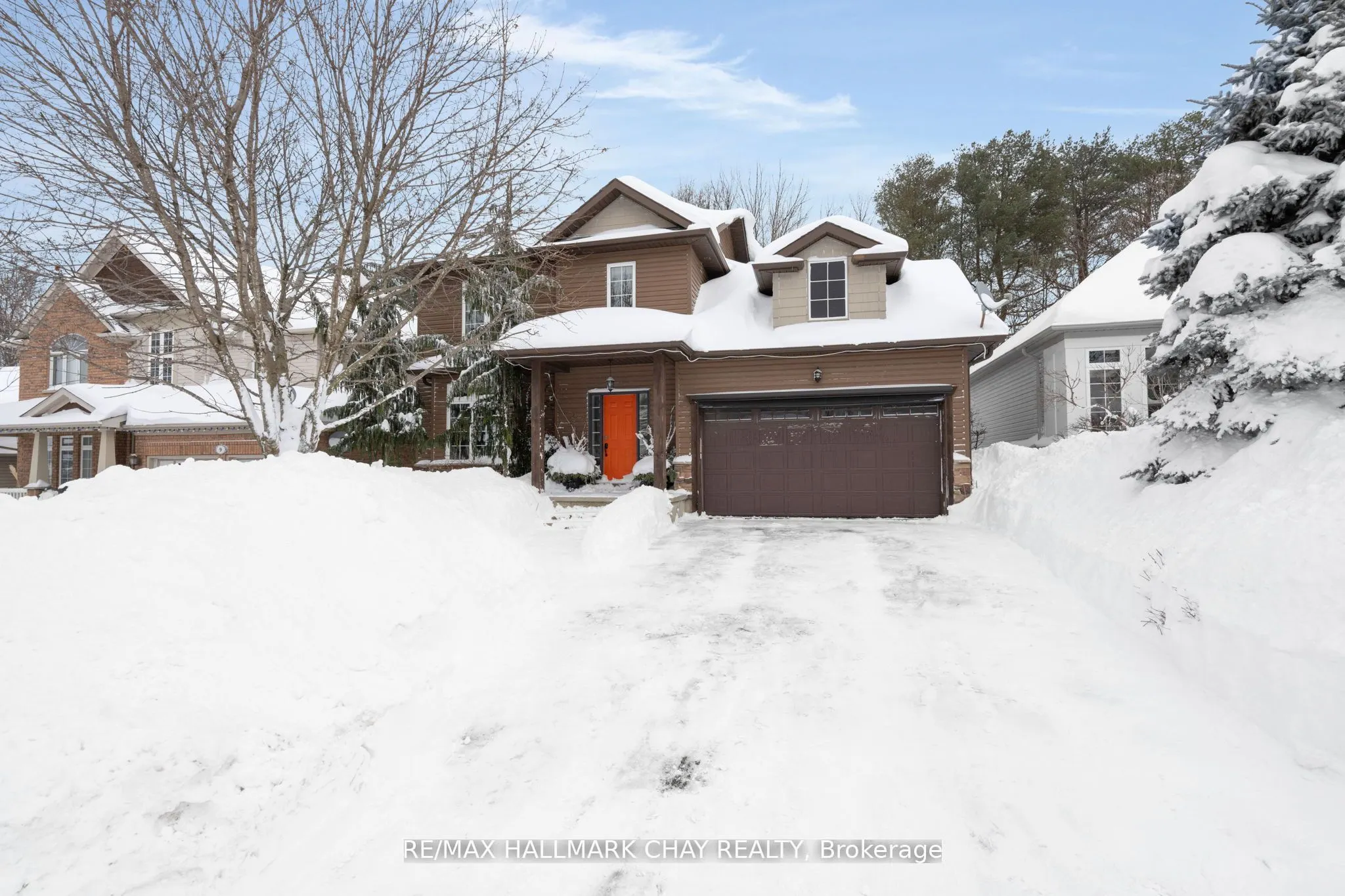 11 OAKMONT Avenue